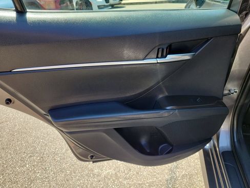 Used 2024 Toyota Camry LE w/ Convenience Package FWD image 11