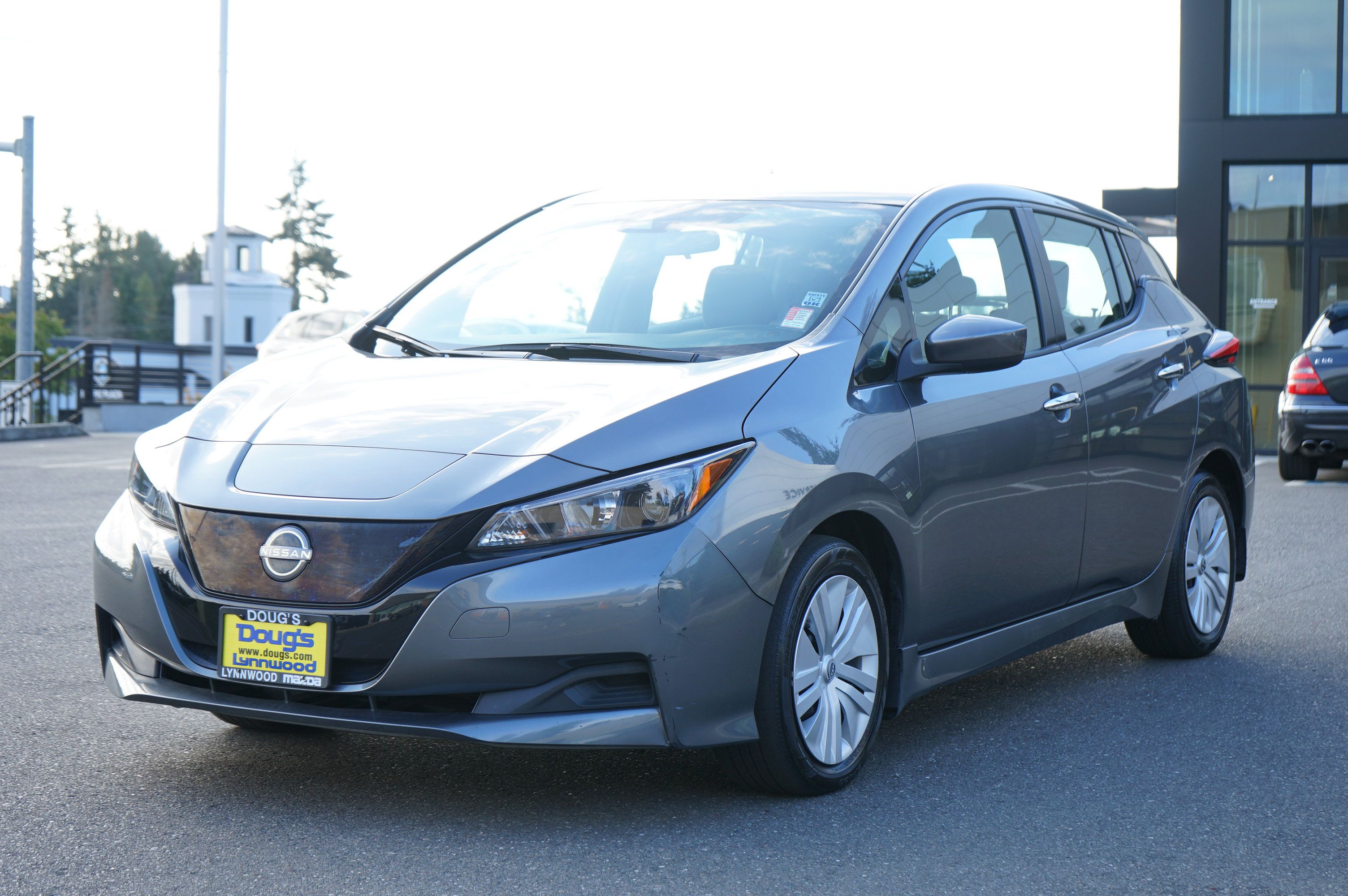 Used 2025 Nissan Leaf S FWD image 8