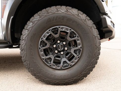 Used 2025 Ford F150 Raptor w/ Equipment Group 803A Raptor R AWD/4WD image 46