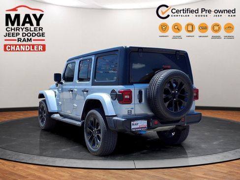 Used 2023 Jeep Wrangler Unlimited Sahara w/ Cold Weather Group AWD/4WD image 3