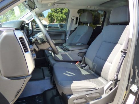 Used 2017 Chevrolet Silverado 1500 LT AWD/4WD image 23