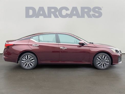 New 2025 Nissan Altima 2.5 SV w/ SV Premium Package image 8