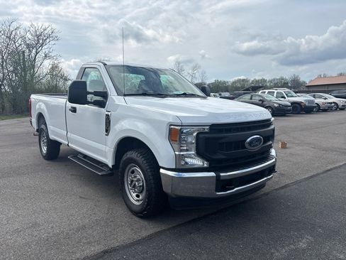 Used 2021 Ford F250 XL w/ Power Equipment Group image 9