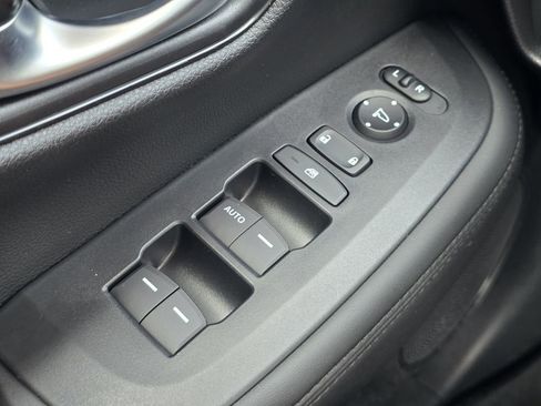 Used 2026 Honda HR-V LX image 24
