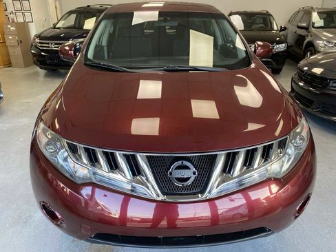 Used 2010 Nissan Murano S image 2
