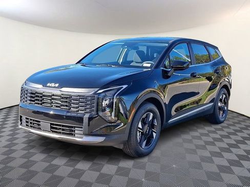 New 2026 Kia Sportage LX FWD image 3