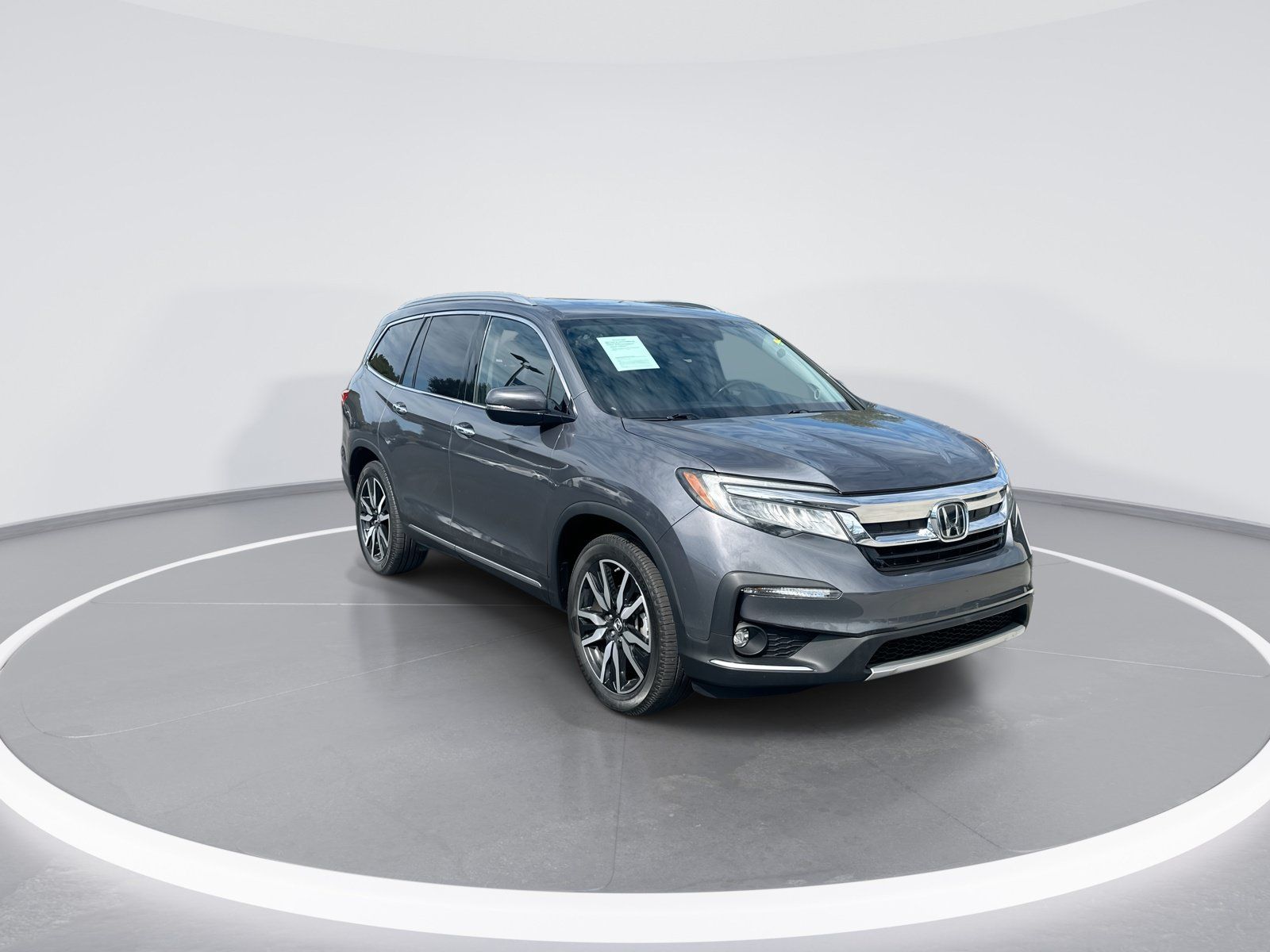 Used 2022 Honda Pilot Touring image 2