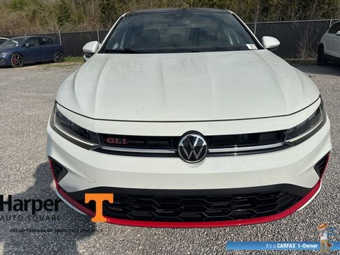 Used 2025 Volkswagen Jetta GLI Autobahn image 8