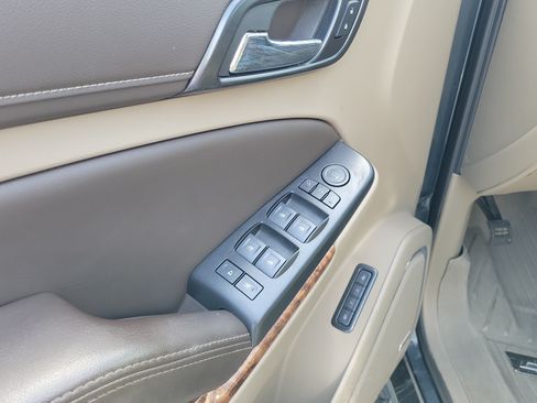 Used 2020 Chevrolet Tahoe Premier w/ Max Trailering Package AWD/4WD image 20