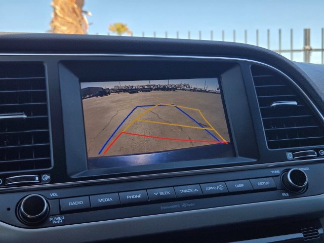Used 2018 Hyundai Elantra Value Edition FWD image 11