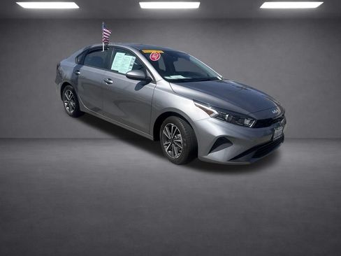 Used 2023 Kia Forte LXS FWD image 37