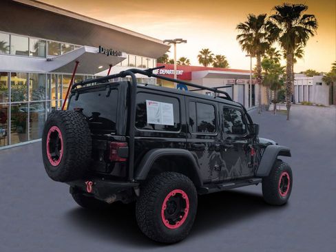 Used 2021 Jeep Wrangler Unlimited Rubicon w/ Safety Group AWD/4WD image 3