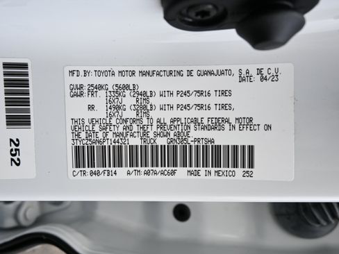 Used 2023 Toyota Tacoma SR image 12