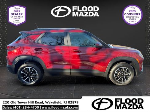 Used 2024 Chevrolet TrailBlazer LT w/ LT Cold Weather Package image 6