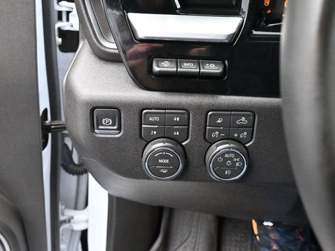 Used 2026 Chevrolet Silverado 3500 High Country w/ High Country Premium Package AWD/4WD image 20