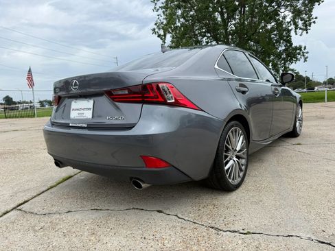 Used 2014 Lexus IS 250 w/ Navigation Package RWD image 5