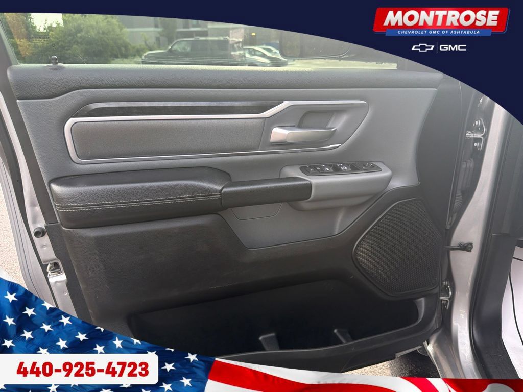 Used 2022 RAM 1500 Big Horn AWD/4WD image 9