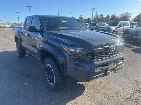 Used 2024 Toyota Tacoma TRD Off-Road w/ TRD Off Road Upgrade Package image 2