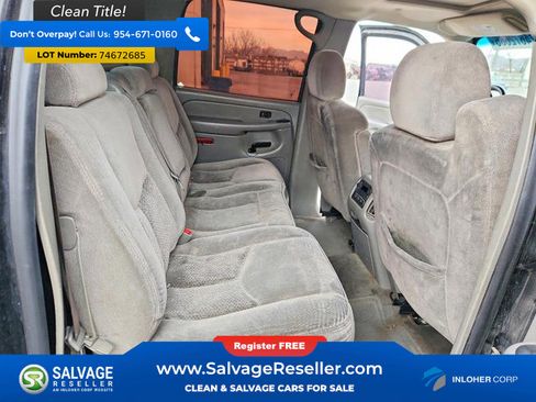 Used 2005 Chevrolet Avalanche LS w/ Sun And Sound Package image 13