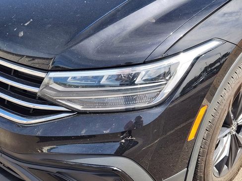 Used 2023 Volkswagen Tiguan SE FWD image 5