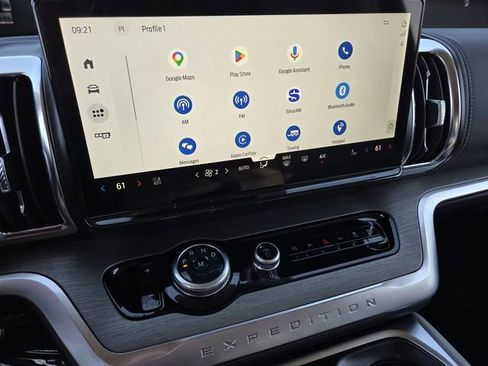 New 2026 Ford Expedition Platinum image 7