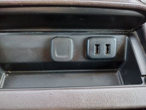 Used 2016 Chevrolet Suburban LTZ image 34