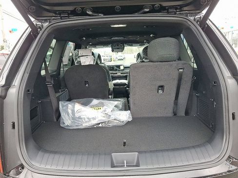 New 2027 Kia Telluride S image 16
