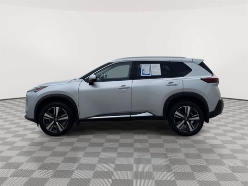 Used 2021 Nissan Rogue SL AWD/4WD image 3