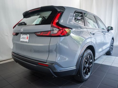Used 2024 Honda CR-V LX image 4