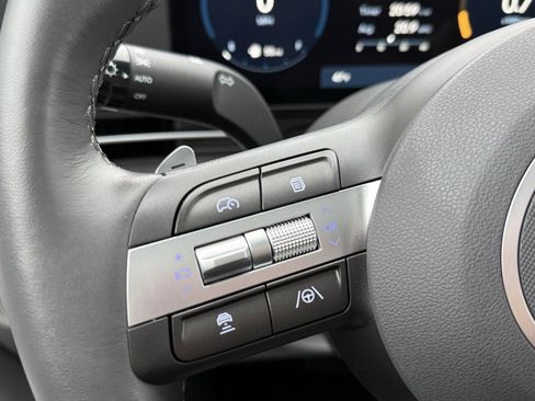 Certified 2025 Hyundai Kona Limited image 27