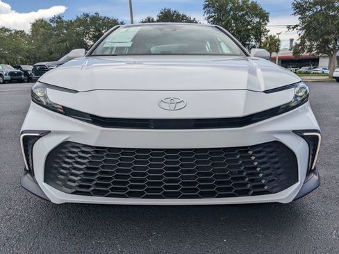 New 2025 Toyota Camry SE FWD image 8