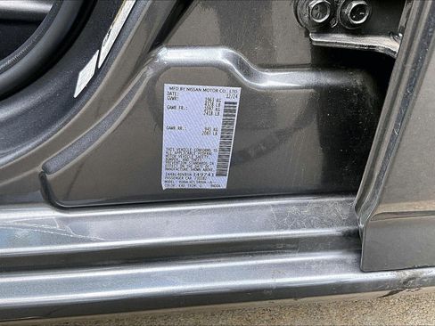 Used 2025 Nissan Altima 2.5 SV FWD image 19