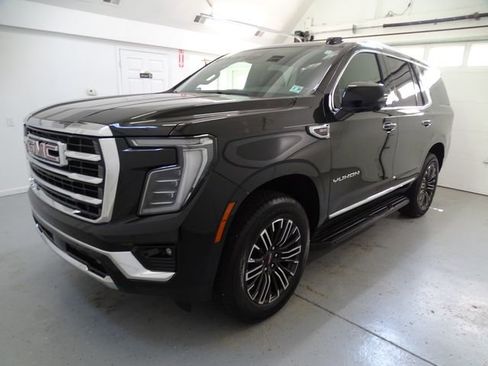 Used 2025 GMC Yukon Elevation w/ LPO, Floor Liner Package AWD/4WD image 16
