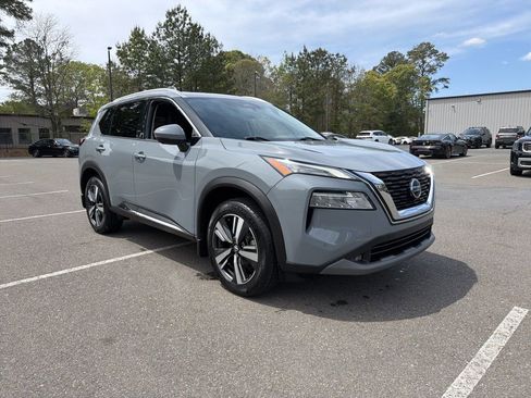 Used 2021 Nissan Rogue SL w/ Premium Package AWD/4WD image 4