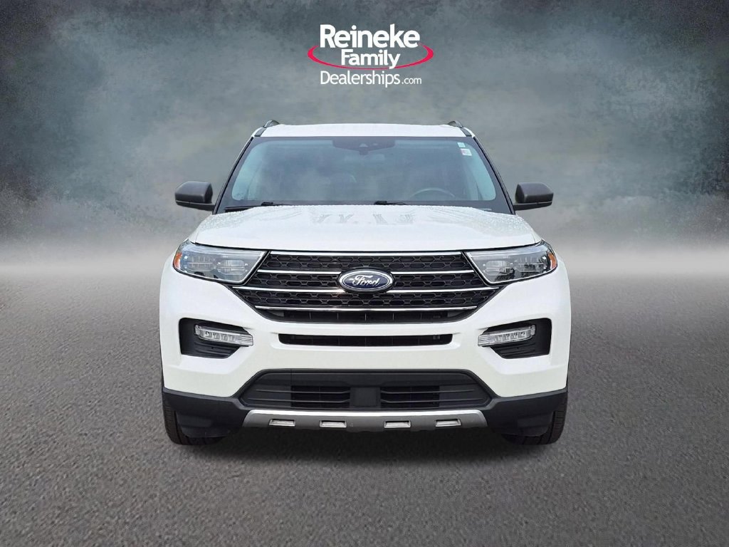 Used 2021 Ford Explorer XLT w/ Equipment Group 202A AWD/4WD image 2