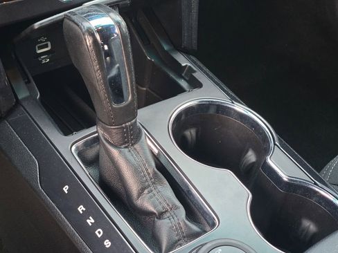 Used 2016 Ford Explorer XLT w/ Equipment Group 201A image 37