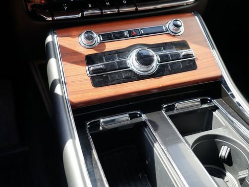 Used 2022 Lincoln Aviator Grand Touring w/ Equipment Group 301A image 25