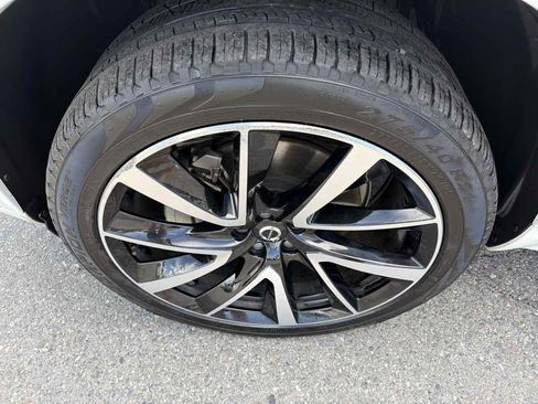 Used 2024 Volvo XC90 B6 Ultimate AWD/4WD image 24