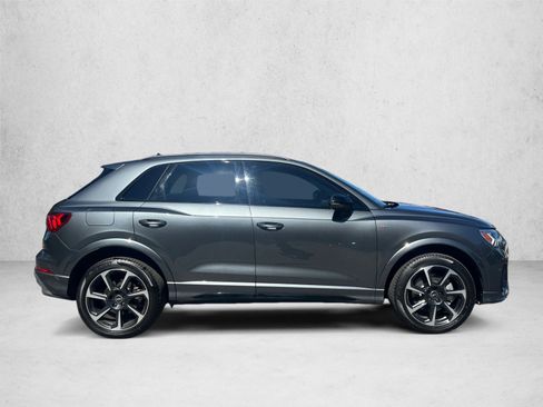 Used 2025 Audi Q3 2.0T Premium Plus w/ Premium Plus Package AWD/4WD image 4