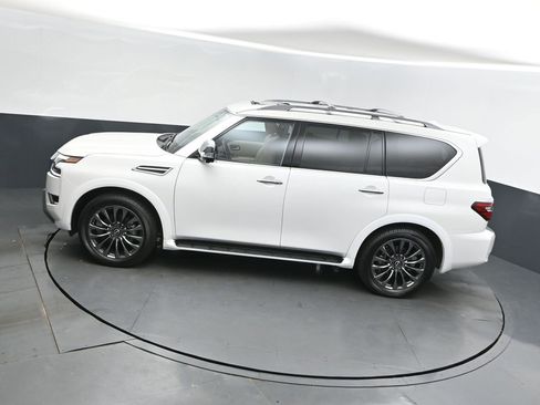 Used 2024 Nissan Armada Platinum w/ Captain's Chairs Package image 34
