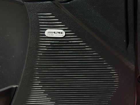 Used 2021 Dodge Challenger SXT RWD image 22