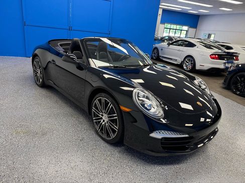 Used 2016 Porsche 911 Carrera Black Edition RWD image 3