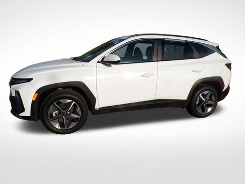 Used 2025 Hyundai Tucson SEL AWD/4WD image 3
