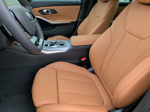 New 2026 BMW 330i xDrive Sedan w/ Premium Package AWD/4WD image 27