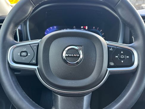 Certified 2023 Volvo XC60 B5 Core w/ Climate Package image 27