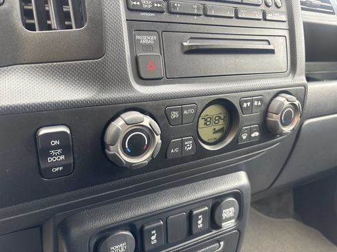 Used 2014 Honda Ridgeline RTL image 21
