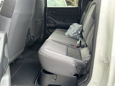 New 2026 Nissan Frontier SV image 15