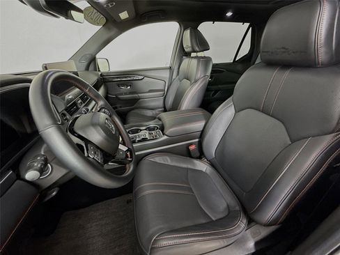 Used 2026 Honda Passport TrailSport Elite image 5