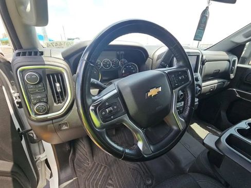 Used 2023 Chevrolet Silverado 2500 LT AWD/4WD image 9