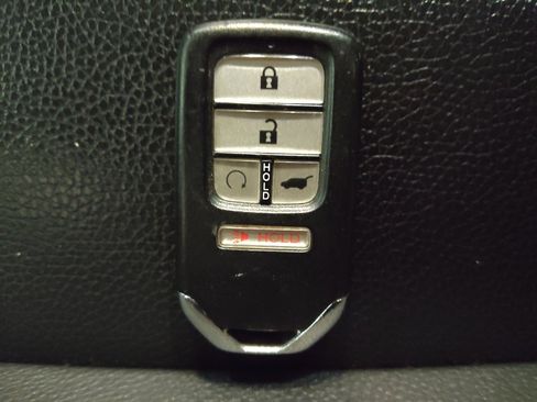 Used 2019 Honda Pilot EX-L image 32